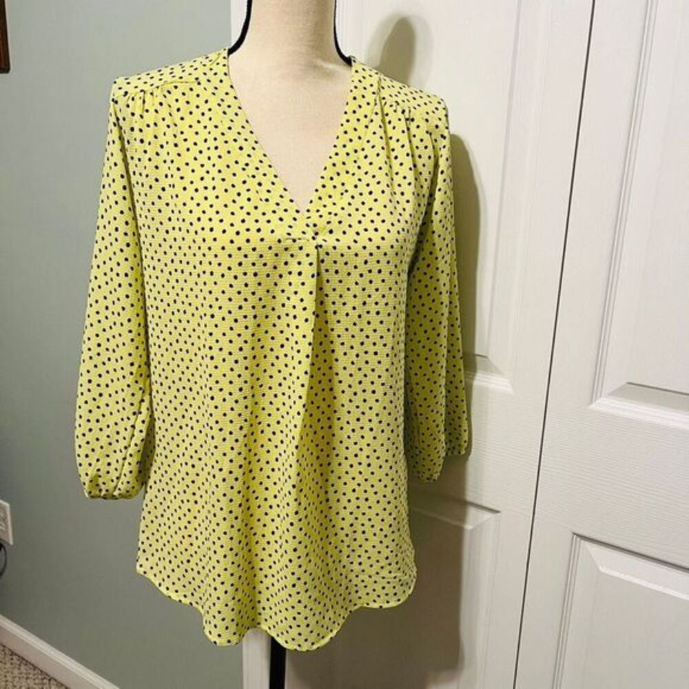 JON & ANNA Contemporary Womens Size Medium Yellow Black Polka Dot Top